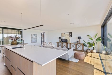 Photo of property in 10a Whiteley Street, Moturoa, New Plymouth, 4310