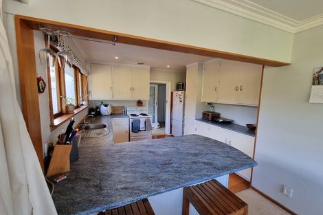 Photo of property in 32 Allen Terrace, Tawa, Wellington, 5028