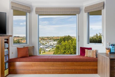 Photo of property in 64 Balboa Drive, Matakatia, Whangaparaoa, 0930