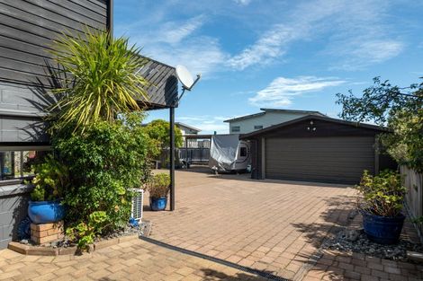 Photo of property in 9 Gillies Avenue, Taupo, 3330