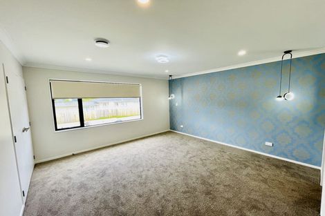 Photo of property in 36d Seymour Road, Sunnyvale, Auckland, 0612