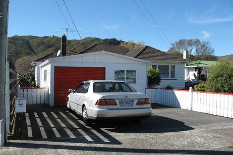 Photo of property in 51 Dover Road, Wainuiomata, Lower Hutt, 5014