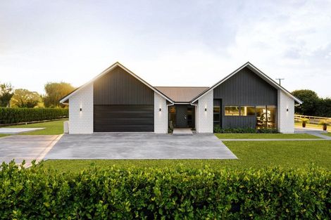 Photo of property in 99 Peake Road, Cambridge, 3493