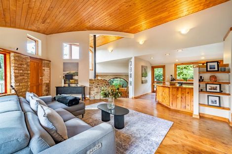 Photo of property in 1151 Paekakariki Hill Road, Paekakariki Hill, Porirua, 5381