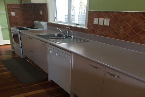 Photo of property in 27 Fuchsia Avenue, Pukete, Hamilton, 3200