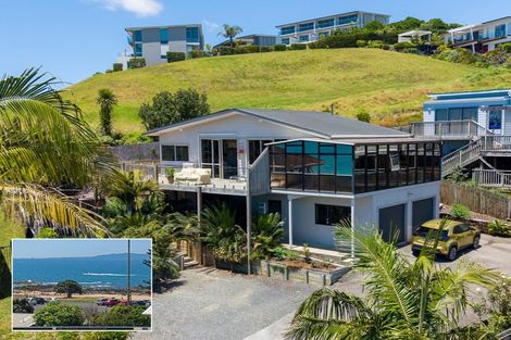 Photo of property in 20 Stratford Drive, Cable Bay, 0420