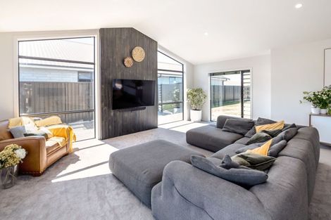 Photo of property in 22 Wycliffe Place, Solway, Masterton, 5810