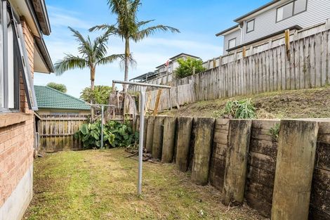 Photo of property in 80 Robert Skelton Place, Clendon Park, Auckland, 2103