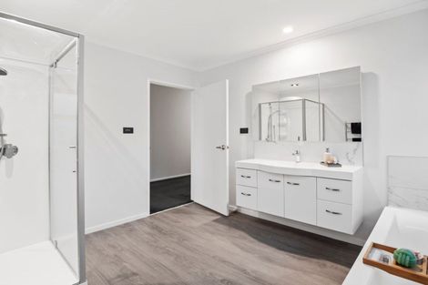 Photo of property in 65 Puhirake Crescent, Pyes Pa, Tauranga, 3112