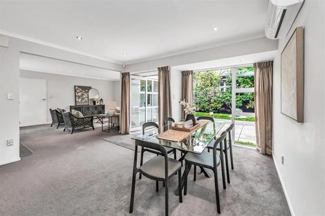 Photo of property in 27 Tui Street, Fendalton, Christchurch, 8041