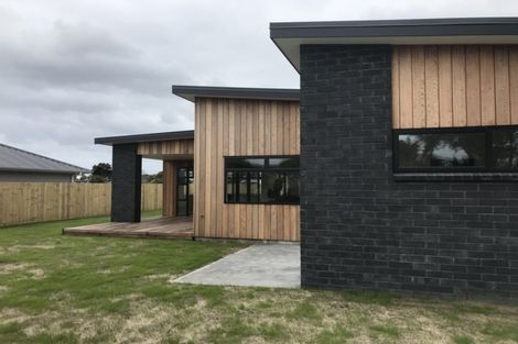 Photo of property in 3 Paulene Anne Place, Mangawhai Heads, Mangawhai, 0505