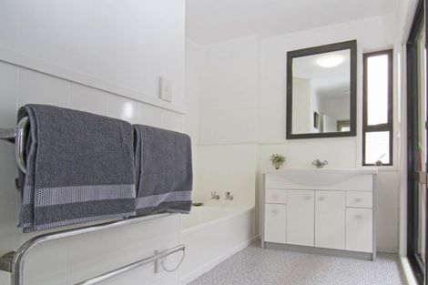 Photo of property in 16 Lewis Road, Lynmore, Rotorua, 3010