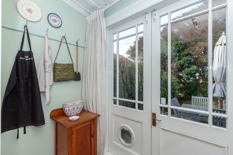 Photo of property in 19 St Marys Road, Saint Marys Bay, Auckland, 1011