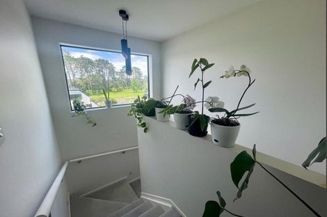 Photo of property in 21 Meadow Street, Mount Wellington, Auckland, 1062