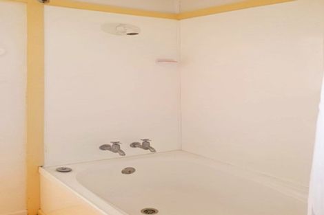 Photo of property in 92 Te Awa Avenue, Te Awa, Napier, 4110