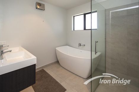 Photo of property in 20 Puhara Avenue, Parklands, Christchurch, 8083