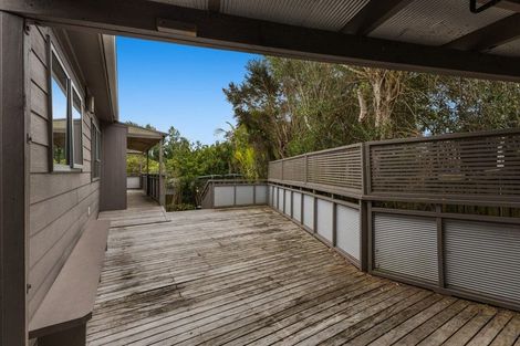Photo of property in 21b Brian Crescent, Stanmore Bay, Whangaparaoa, 0932