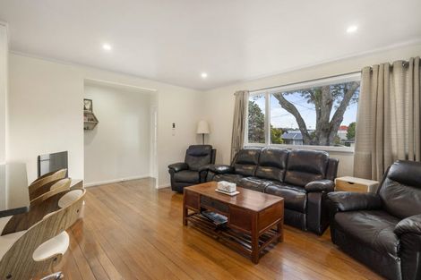 Photo of property in 2/1a Becroft Drive, Forrest Hill, Auckland, 0620