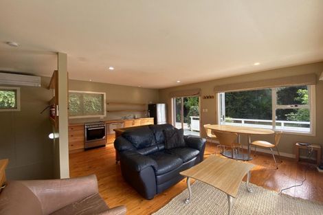 Photo of property in 11 Opahi Bay Road, Mahurangi West, Warkworth, 0983