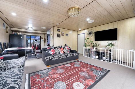 Photo of property in 1/19a Railway Street West, Papakura, 2110