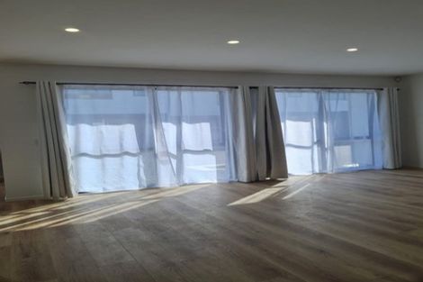 Photo of property in 4b Geordie Street, Henderson, Auckland, 0612