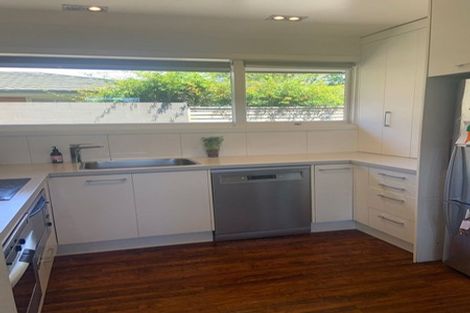 Photo of property in 52 Hawthorne Street, Strowan, Christchurch, 8052