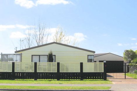Photo of property in 21 Hartford Avenue, Papamoa Beach, Papamoa, 3118