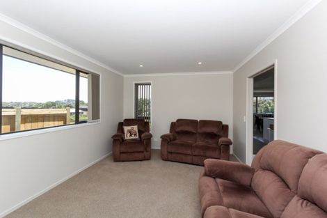 Photo of property in 48 Magnolia Drive, Westown, New Plymouth, 4310