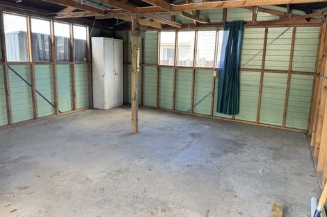 Photo of property in 121 Shifnal Drive, Randwick Park, Auckland, 2105