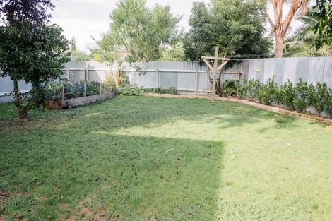 Photo of property in 15 Tasman Street, Havelock North, 4130