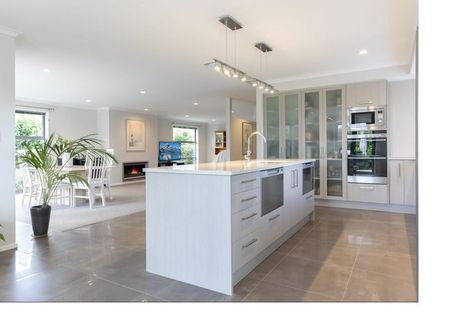 Photo of property in 9 Maple Lane, Huapai, Kumeu, 0810