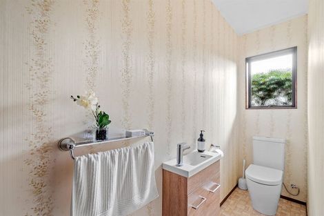 Photo of property in 47 Saddleback Rise, Murrays Bay, Auckland, 0630