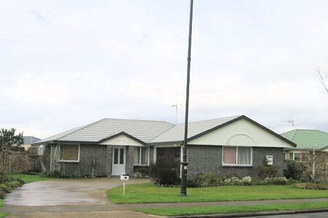 Photo of property in 25 Farnborough Drive, Nawton, Hamilton, 3200