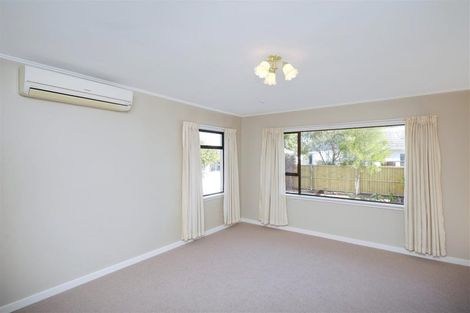 Photo of property in 88c Maidstone Road, Ilam, Christchurch, 8041