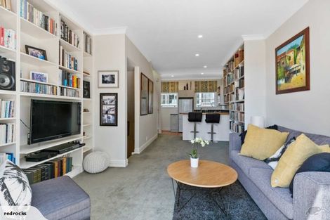 Photo of property in 44 Pipitea Street, Thorndon, Wellington, 6011