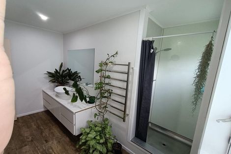 Photo of property in 47 Torkar Road, Clarks Beach, 2122