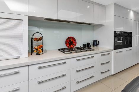 Photo of property in 28 Stace Hopper Drive, One Tree Point, 0118