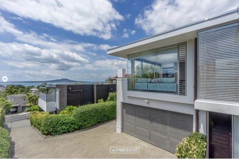 Photo of property in 2/55 Parr Terrace, Castor Bay, Auckland, 0620