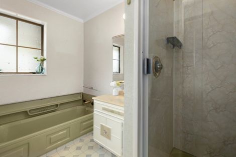 Photo of property in 27 Waddington Drive, Naenae, Lower Hutt, 5011