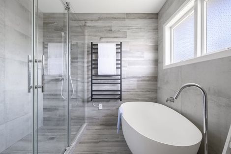 Photo of property in 15 Benders Avenue, Hillcrest, Auckland, 0627