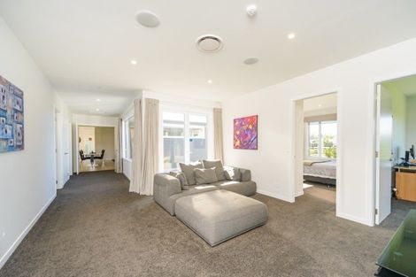 Photo of property in 33 Hartwell Drive, Kelvin Grove, Palmerston North, 4470