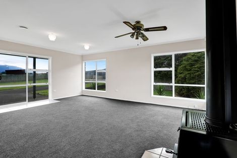 Photo of property in 1658 Skeet Road, Auroa, Hawera, 4678