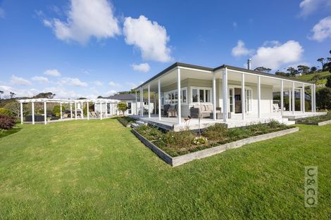 Photo of property in 93 Alf Access Road, Helensville, 0875