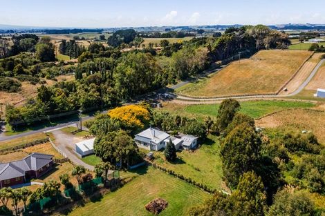 Photo of property in 210 Turuturu Road, Hawera, 4674