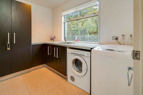 Photo of property in 10 Fantail Heights, Picton, 7220