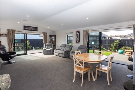 Photo of property in 123 Prestons Park Drive, Marshland, Christchurch, 8083