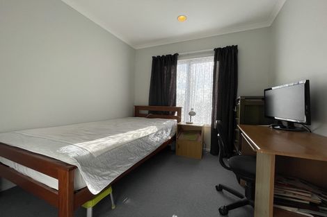 Photo of property in Tuscany Towers, 56/1 Ambrico Place, New Lynn, Auckland, 0600