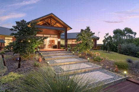 Photo of property in 17b Freeburn Road, Pyes Pa, Tauranga, 3112