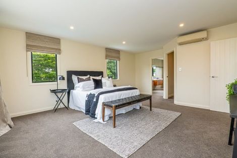 Photo of property in 321 Gardiners Road, Harewood, Christchurch, 8051
