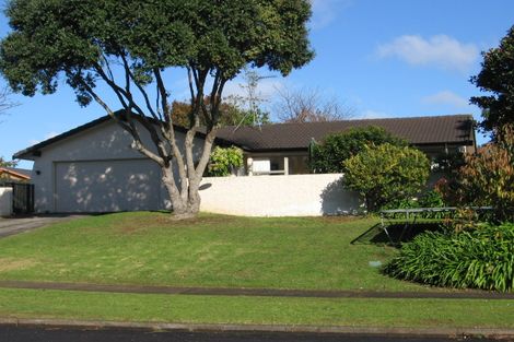 Photo of property in 4 Estelle Place, Farm Cove, Auckland, 2012